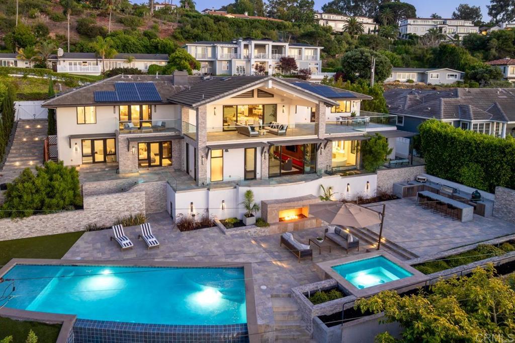 Sold | 1126 Muirlands Vista Way